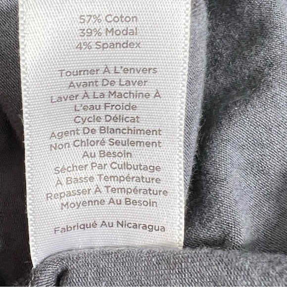 Talbots Petites Size LP Long Sleeved Animal Print Blouse - Picture 9 of 11